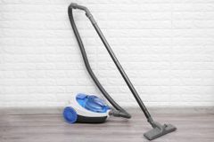  Máy hút bụi Hitachi CV-SF18 Xanh dương 