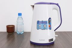  Bình đun siêu tốc Supor SWF17S20AVN 