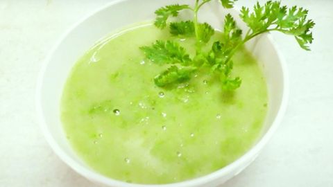 2 cách nấu cháo rau chùm ngây cho bé ăn dặm đơn giản dinh dưỡng