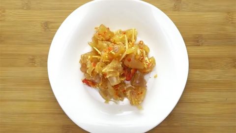 Cách làm gân bò ngâm sả ớt cay nồng hấp dẫn đơn giản ai cũng mê