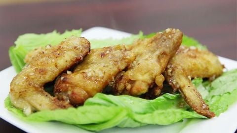 2 cách làm cánh gà chiên nước mắm ngon đắm đuối, công thức cực dễ