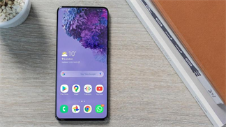 Samsung Galaxy S21 lộ ảnh render sắc nét với cụm 3 camera sau độc đáo, màn hình đục lỗ tràn viền, tuy nhiên...