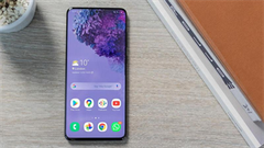 Samsung Galaxy S21 lộ ảnh render sắc nét với cụm 3 camera sau độc đáo, màn hình đục lỗ tràn viền, tuy nhiên... 