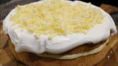  Cách làm bánh bông lan phô mai tươi béo ngậy, thơm ngon ăn là mê ngay 