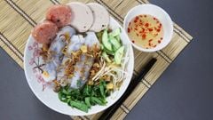  3 Cách làm bánh cuốn bằng chảo chống dính cực đơn giản, ngon như ngoài hàng 