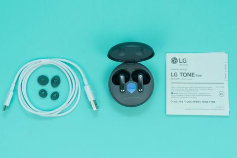 LG Tone Free FP8 giá 4,2 triệu đồng