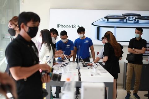 iPhone 13 vẫn khan hàng sau nửa tháng mở bán