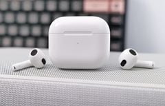  AirPods 3 hàng 'xách tay' giá gần 6 triệu đồng 