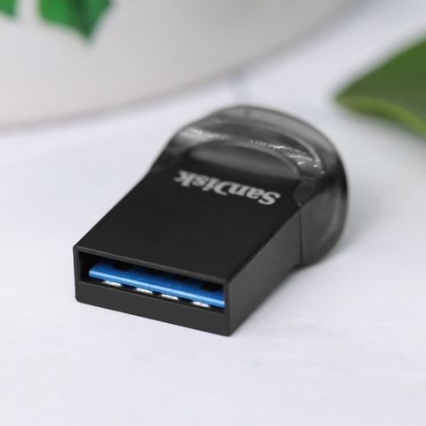 USB Sandisk SDCZ430 16GB 3.1 Đen 2020