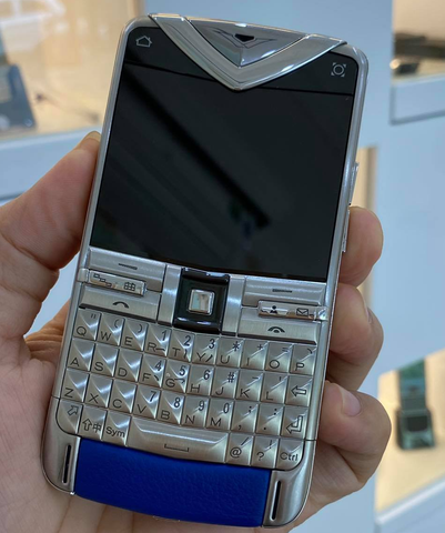 Điện Thoại Vertu Constellation Quest Steel Blue