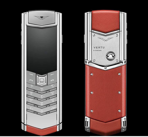 Vertu Signature Red Calf 2016