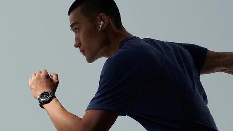 Vivo ra mắt đồng hồ đầu tiên mang tên Vivo Watch: Dùng màn hình AMOLED tròn, pin 18 ngày, giá khoảng 4.4 triệu đồng