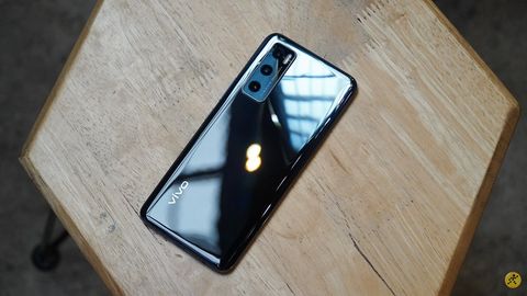Vivo V20 SE với màn hình đẹp, cụm camera quá ổn áp, tổng hòa của những trải nghiệm tốt ở phân khúc tầm trung