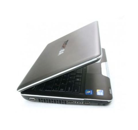 Vỏ mặt B Toshiba Satellite L775D