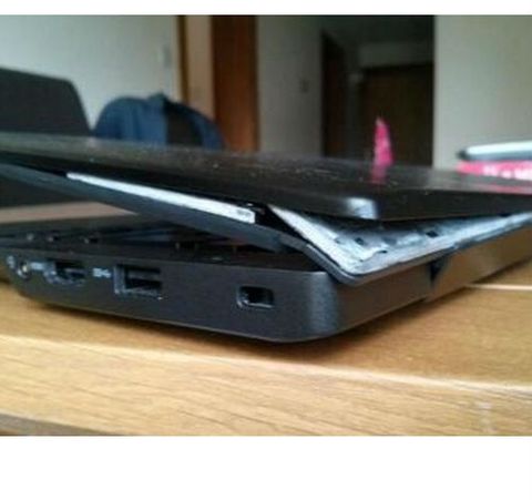 Vỏ mặt C Toshiba Satellite A650