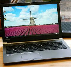 Vỏ mặt C Toshiba Tecra 530
