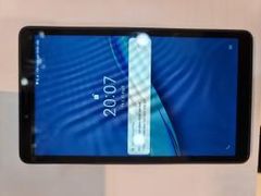  Máy tính bảng Lenovo Tab M7 