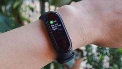  Vòng Thông Minh Honor Band 5 Đối Thủ Nặng Cân Của Mi Band 4 