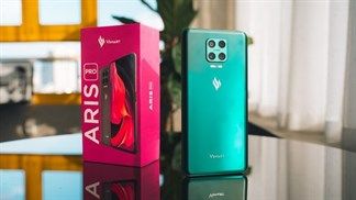 Vsmart Aris và Aris Pro chính thức ra mắt: Camera selfie 20MP ẩn dưới màn hình, chip Bảo mật lượng tử, giá từ 7.49 triệu đồng