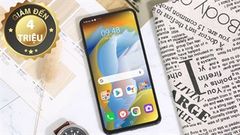  Điện thoại sở hữu vỏ kim loại và kính hạ giá mạnh tay đến 4 triệu, muốn mua máy tốt, giá mềm thì đây là cơ hội cho bạn 