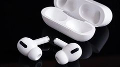  Các thành phần bên trong của AirPods Pro 2 lộ ảnh ngoài đời thực, xác nhận tai nghe sẽ có 2 kích thước khác nhau 