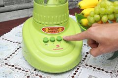  Máy xay sinh tố Happycook HCB-150B 