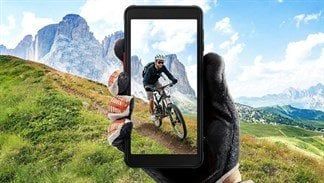 Smartphone siêu bền Galaxy Xcover 5 ra mắt: Dùng chip Exynos 850, chống nước IP68 và có thể trở thành bộ đàm