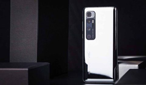 Xiaomi kiện người đánh giá tiêu cực về Mi 10