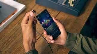 Sony ra mắt Xperia 5 II: Màn hình OLED 120Hz, chip Snapdragon 865, cụm 3 camera,... giá khoảng 22 triệu đồng