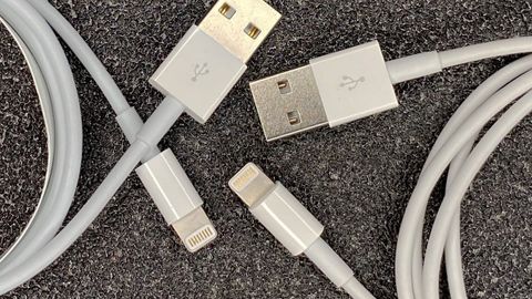 Xuất Hiện Cáp Lightning Giúp Hacker Đánh Cắp Dữ Liệu Của Bạn
