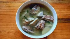  Cách nấu canh khoai môn nấu xương ngon ngọt, bùi béo cực hấp dẫn 