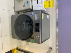 Máy giặt Aqua Inverter 9 kg AQD-D900F S 