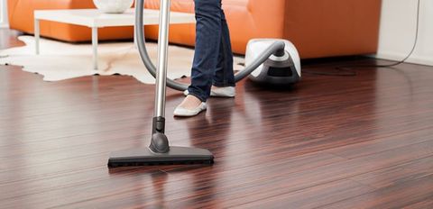 Ngoài chức năng hút bụi, máy hút bụi còn làm được những gì?