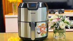  Review nồi chiên không dầu Tefal EY401D15 để nướng gà thơm ngon, hấp dẫn 