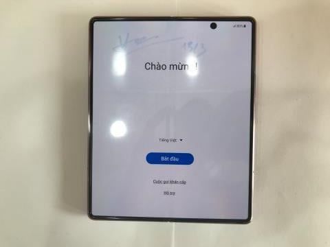 Samsung Galaxy Z Fold2 (5G) F916B Đồng (mã sp: #33774798)