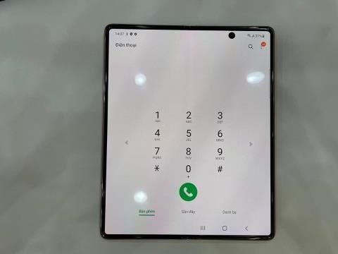 Samsung Galaxy Z Fold2 (5G) F916B Đồng (mã sp: #34446572)