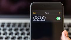  Không lo trễ giờ với ứng dụng báo thức tuyệt vời trên điện thoại này 