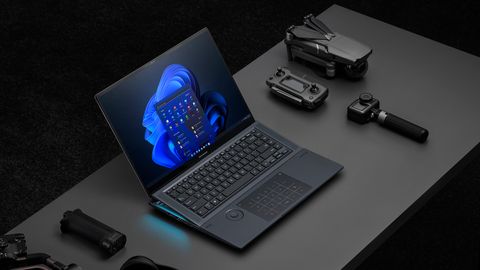 Zenbook Pro 16x Oled Có Thể Nâng Toàn Bộ Bàn Phím Khi Mở Máy
