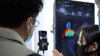 ZTE trình diễn công nghệ camera ẩn dưới màn hình thế hệ mới, có thể nhận diện được khuôn mặt Face ID