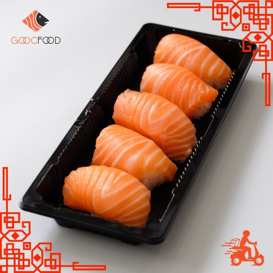 Sushi nigiri cá hồi