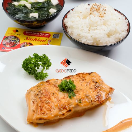 CA Set Cơm Cá Hồi nướng sốt cay ( Grilled Salmon with spicy sauce rice )
