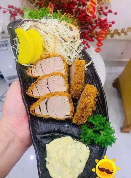 Furai Cá Ngừ phủ sốt Tartare
