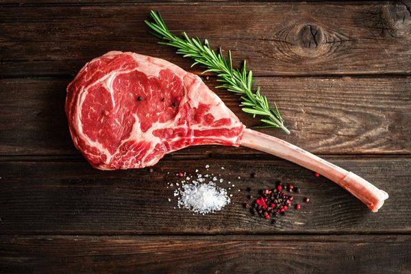 Sườn bò Tomahowk