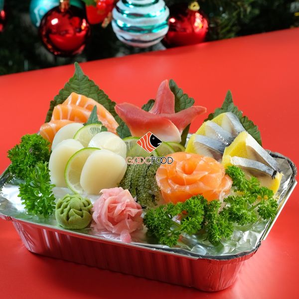 MERRY SET 2 (5 miêng cá hồi; 5 miếng cá trích; 3 miếng sò đỏ; 4 miếng sò điệp)