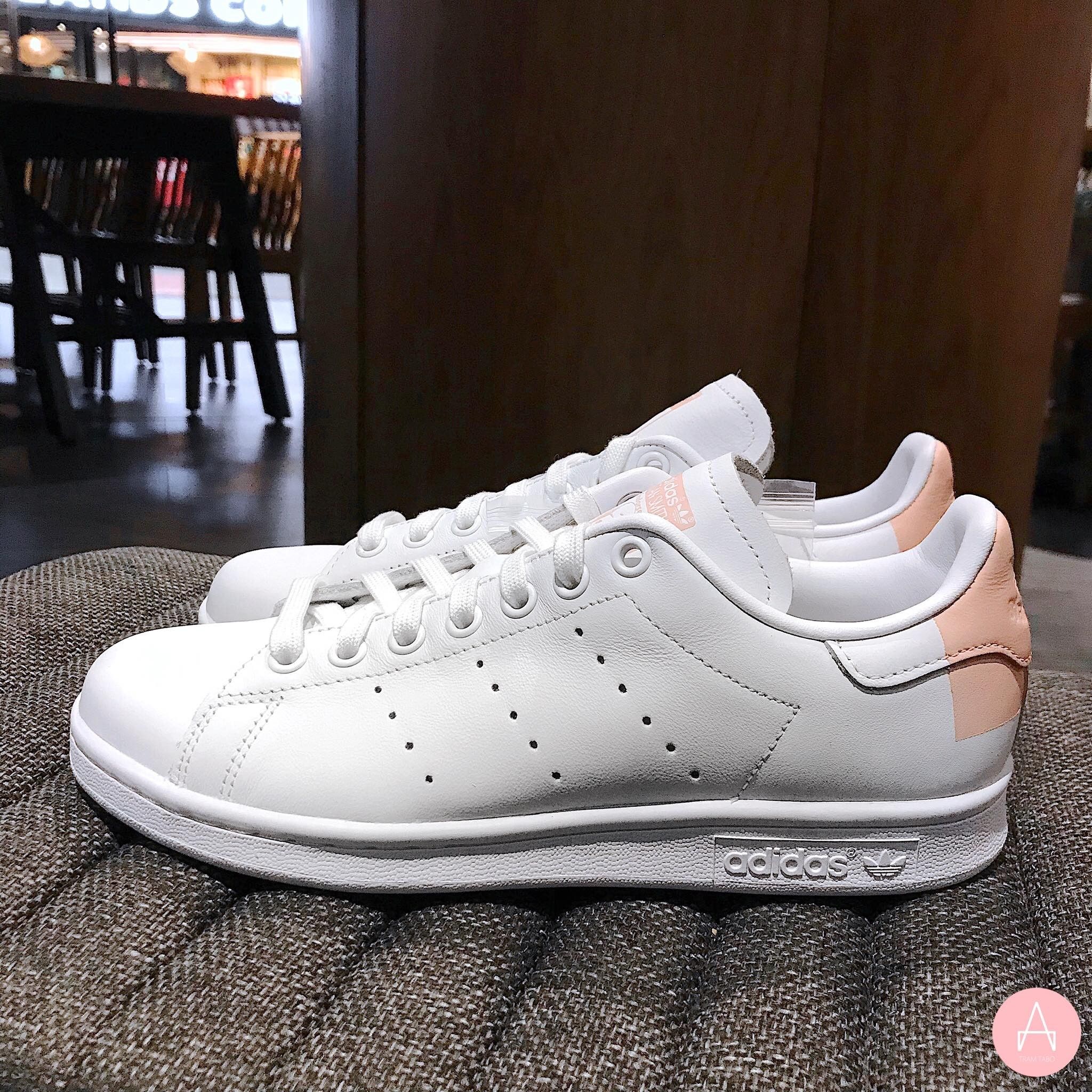 stan smith glow pink