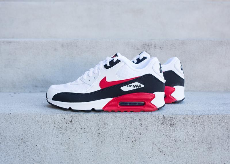 red black white air max