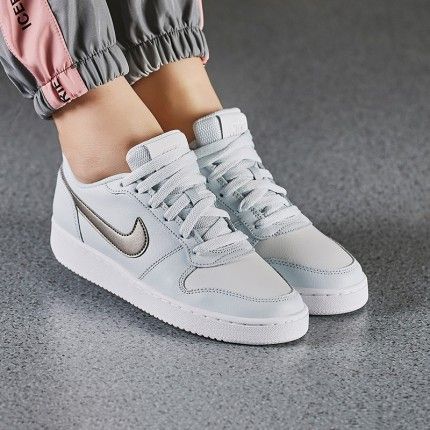 aq1779 nike