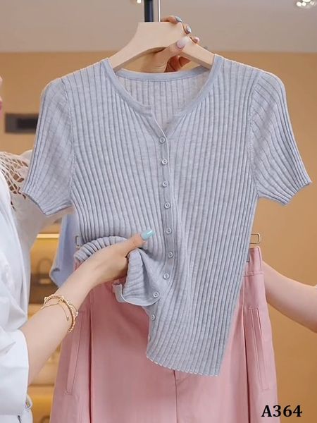  A364-Áo Len Lụa Cổ V Sọc Pháp 