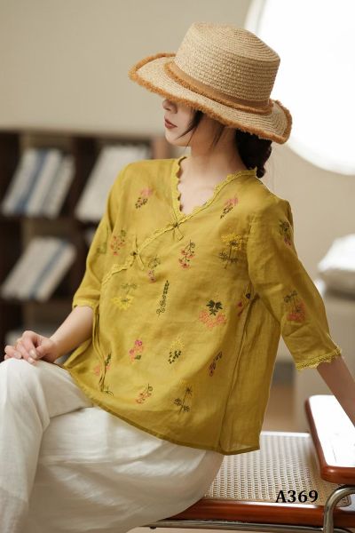  A369-Áo Ramie Cổ V Viền Ren Thêu Hoa 