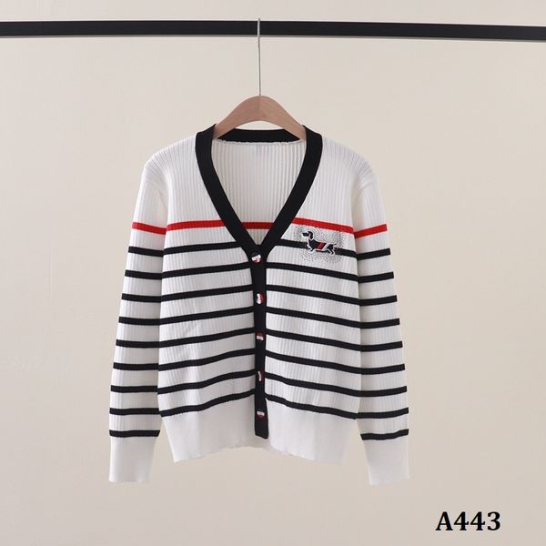  A443-Áo Khoác Len Kẻ Sọc Dài Tay Cún Cưng 
